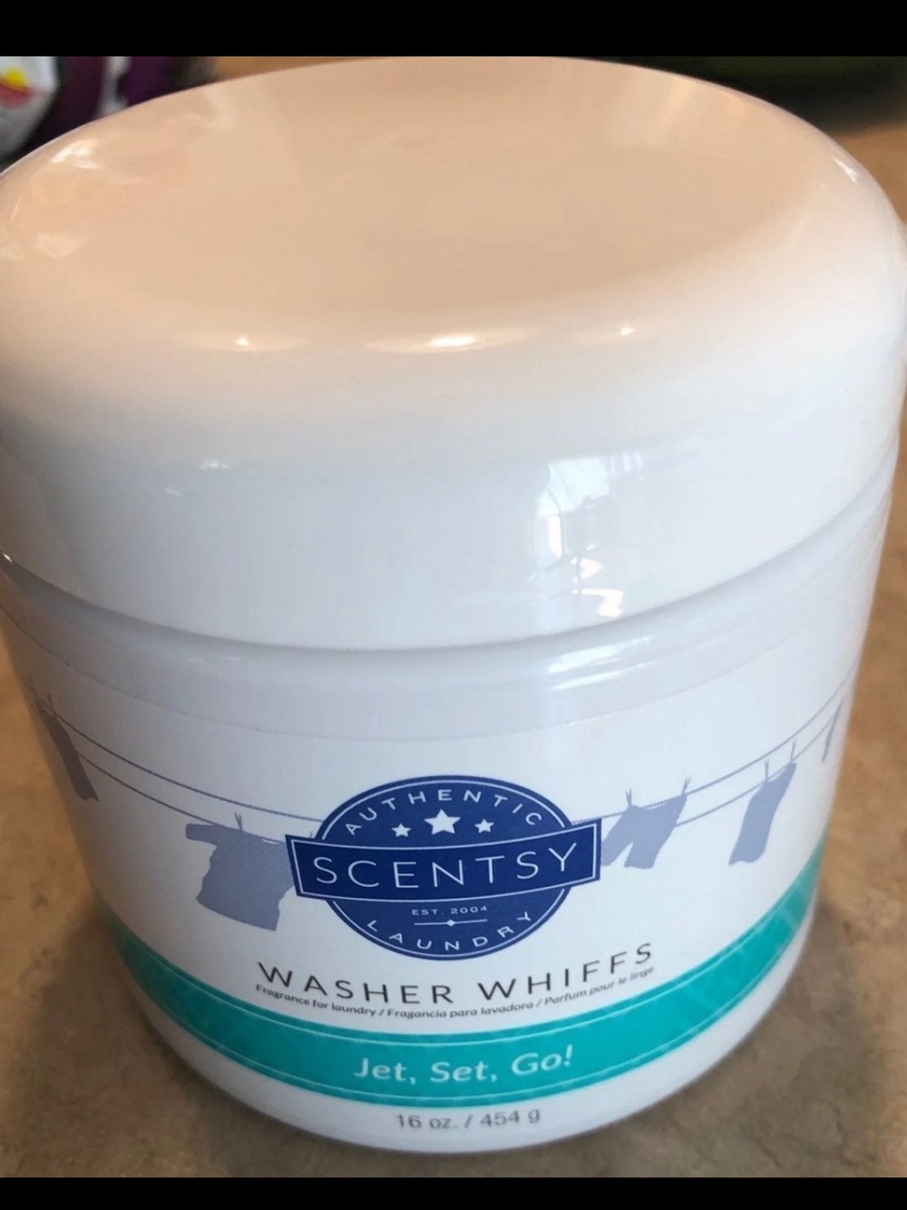 NEW Scentsy Laundry liquid and Washer Whiffs - Picture 2 of 3